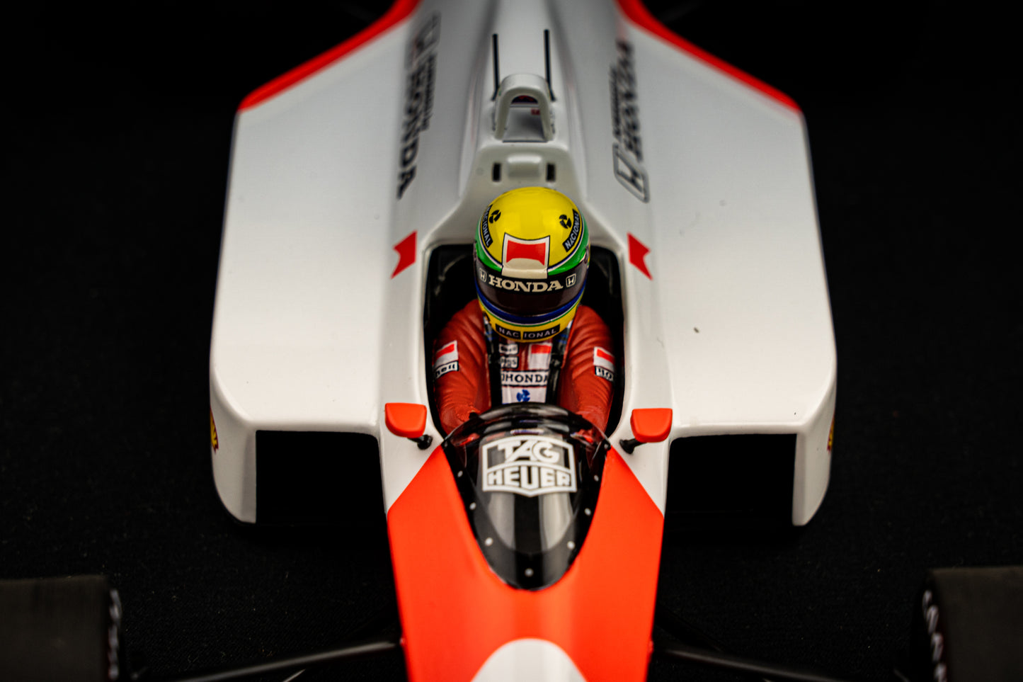 Ayrton Senna McLaren MP4/4 #12 Formel 1 Weltmeister 1988 - Minichamps 1:18