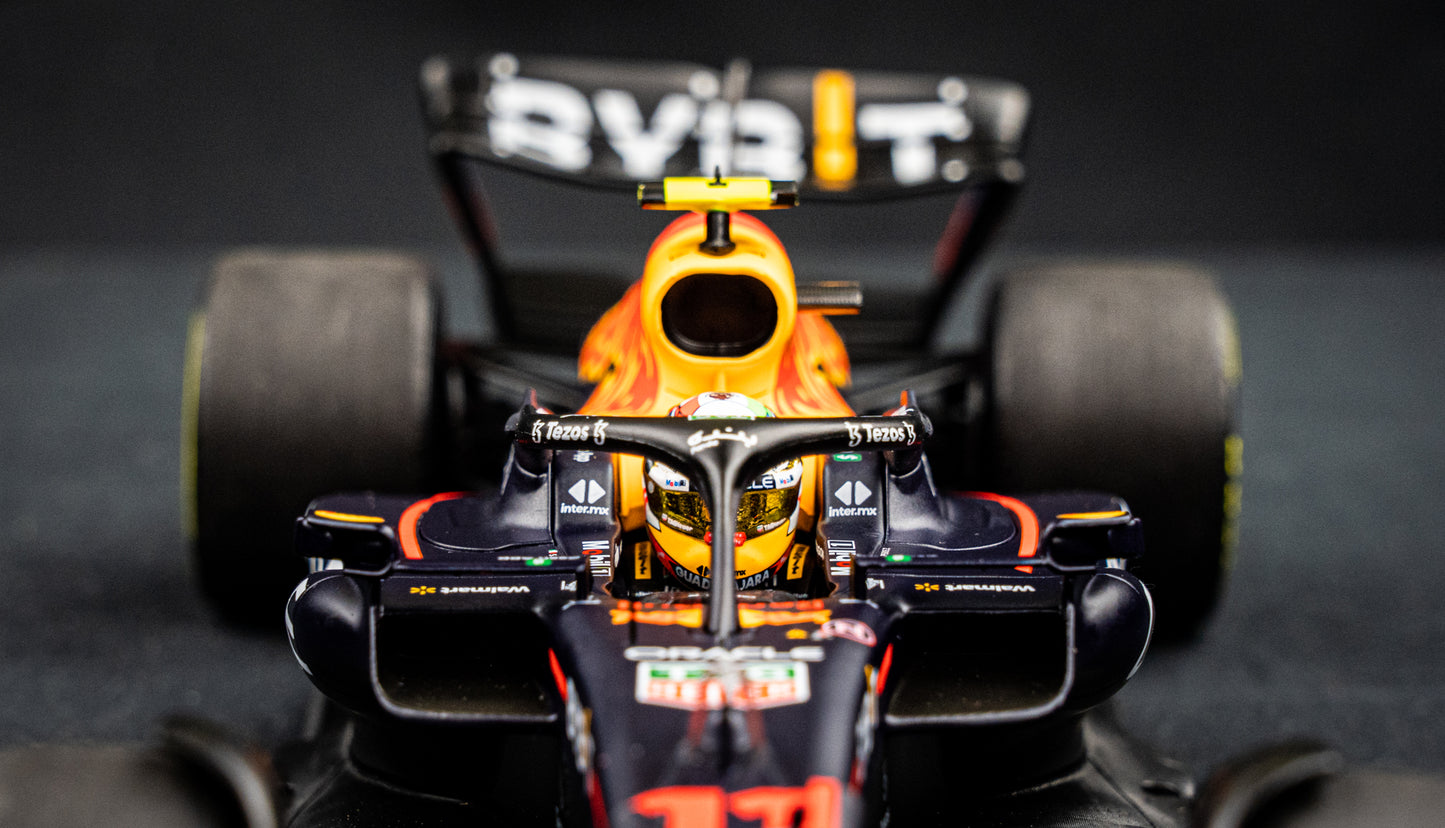 Red Bull Racing RB18 #11 Sergio Perez GP Saudi Arabien 2022 - Minichamps 1:18
