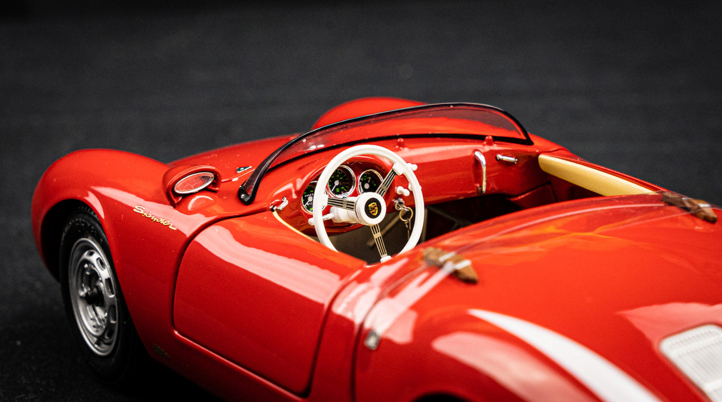 Porsche 550 A Spyder Baujahr 1953 - 57 in rot Schuco 1:18