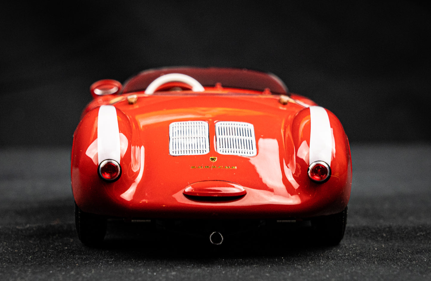 Porsche 550 A Spyder Baujahr 1953 - 57 in rot Schuco 1:18