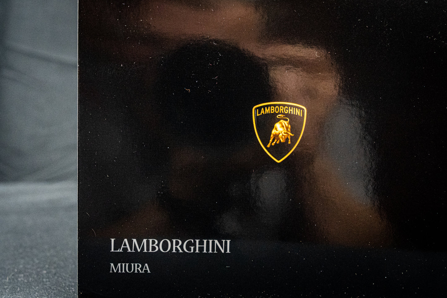 Lamborghini Miura SVR Baujahr 1970 schwarz / braun Kyosho 1:18