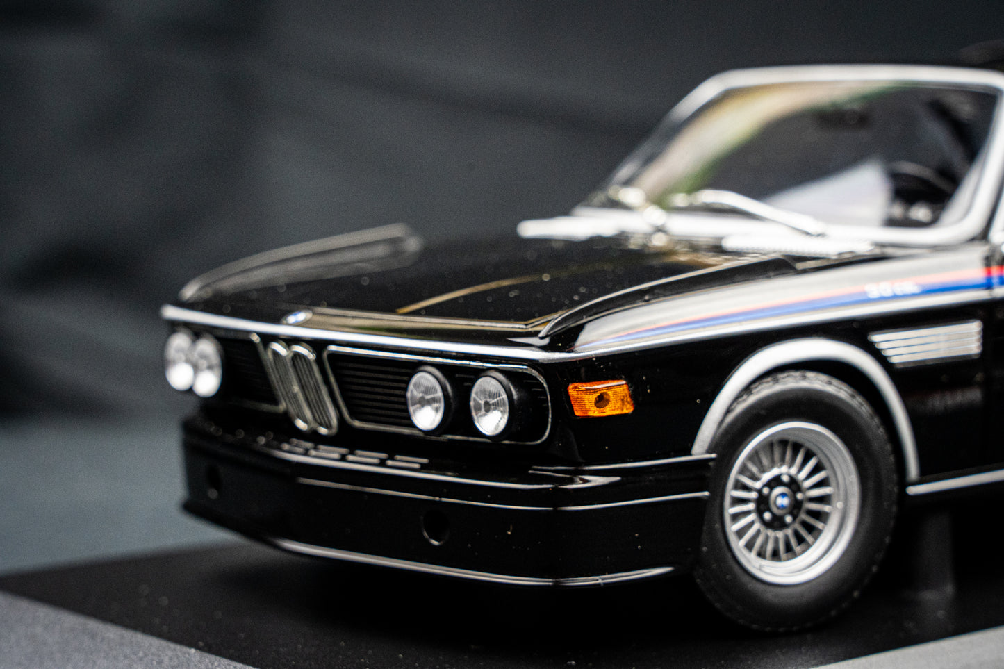 BMW 3.0 CSL E9 1973 schwarz lim. Edition 444 Stk. - Minichamps 1:18