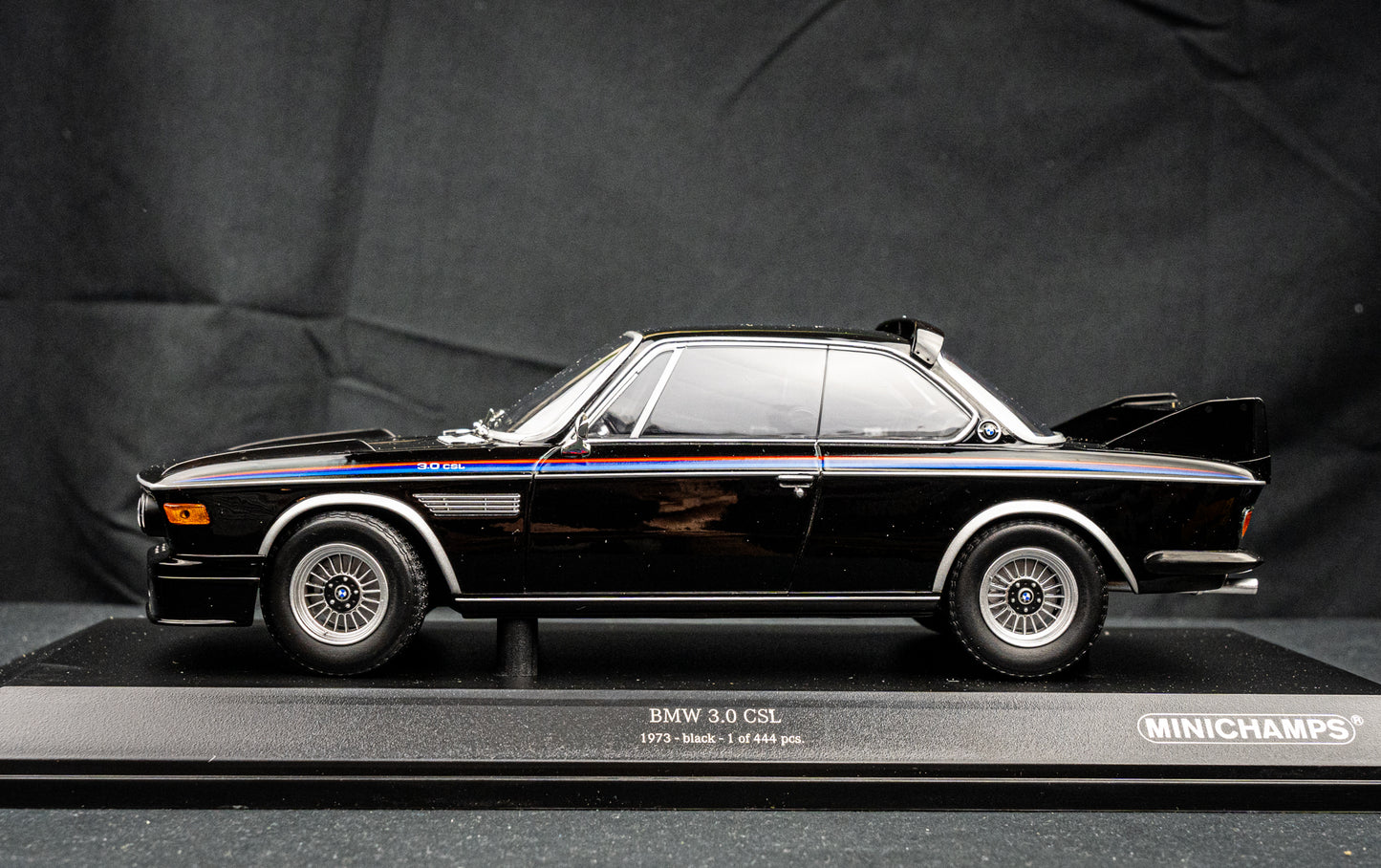 BMW 3.0 CSL E9 1973 schwarz lim. Edition 444 Stk. - Minichamps 1:18
