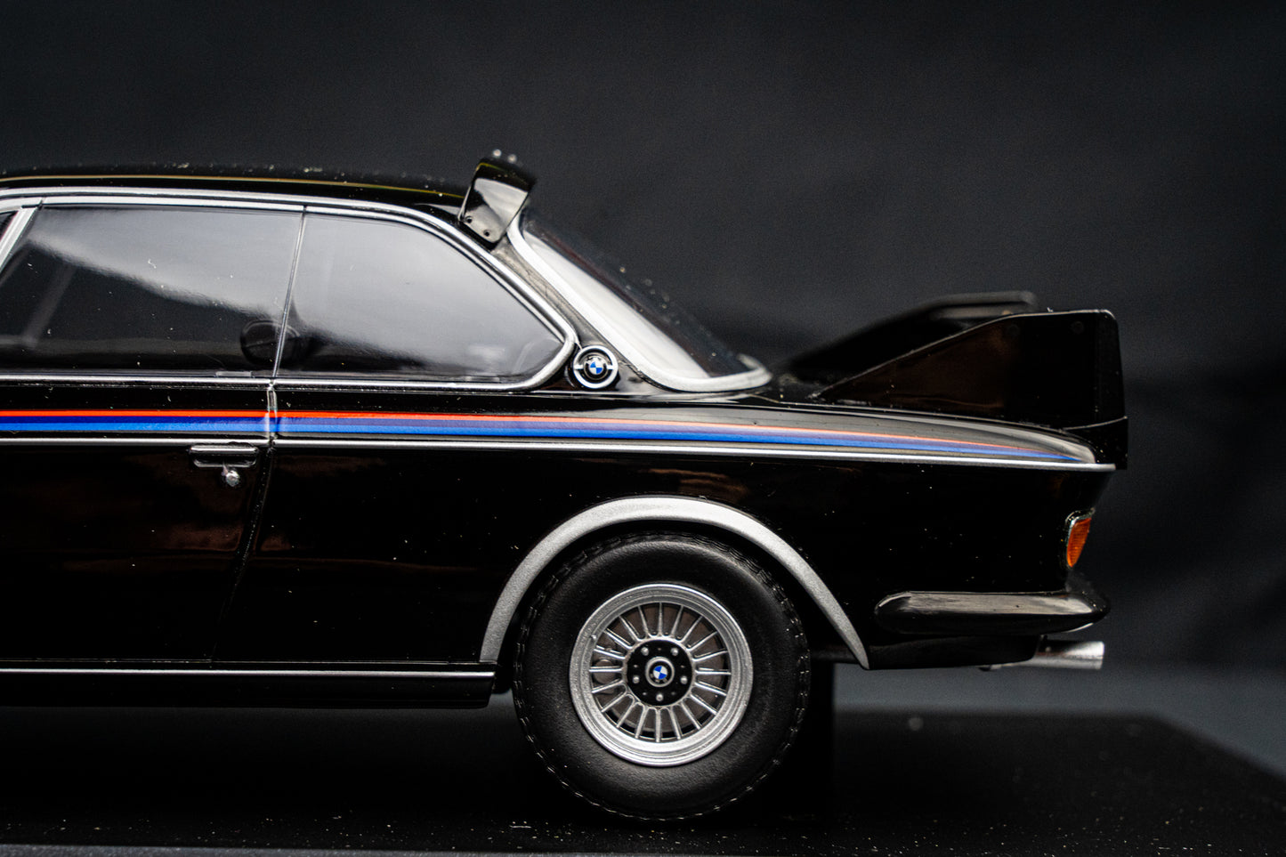 BMW 3.0 CSL E9 1973 schwarz lim. Edition 444 Stk. - Minichamps 1:18