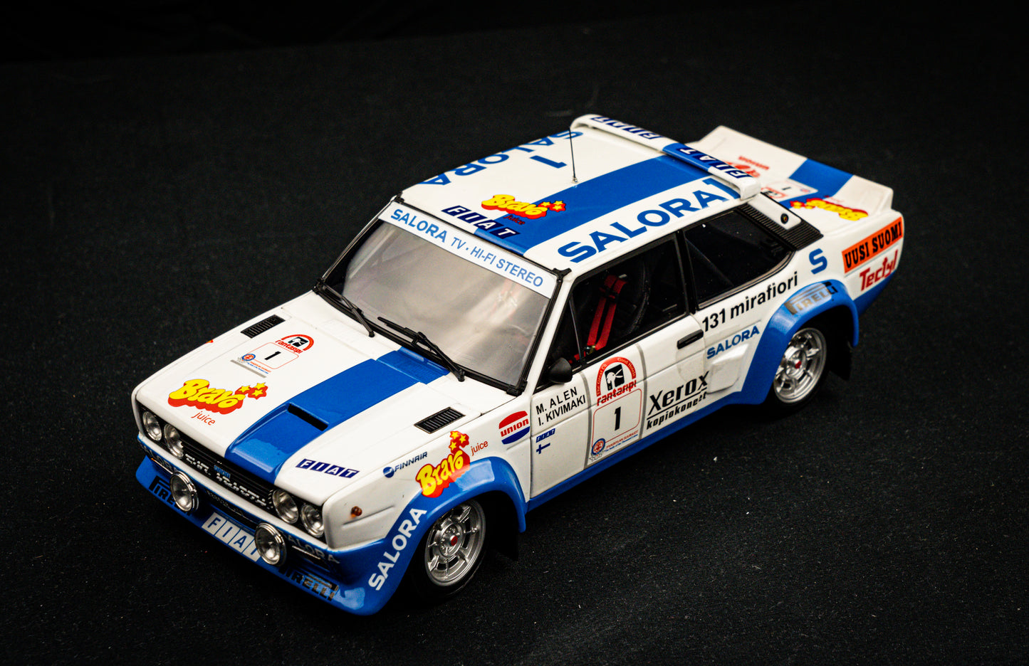 Fiat 131 Abarth #1 Markku Alen / Kivimäki - Sieger 1000 Seen Rallye Finnland 1980 - Kyosho 1:18