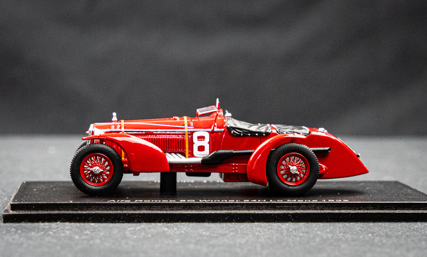 Alfa Romeo 8C #8 R. Sommer / L. Chinetti Sieger 24h LeMans 1932 Spark 1:43
