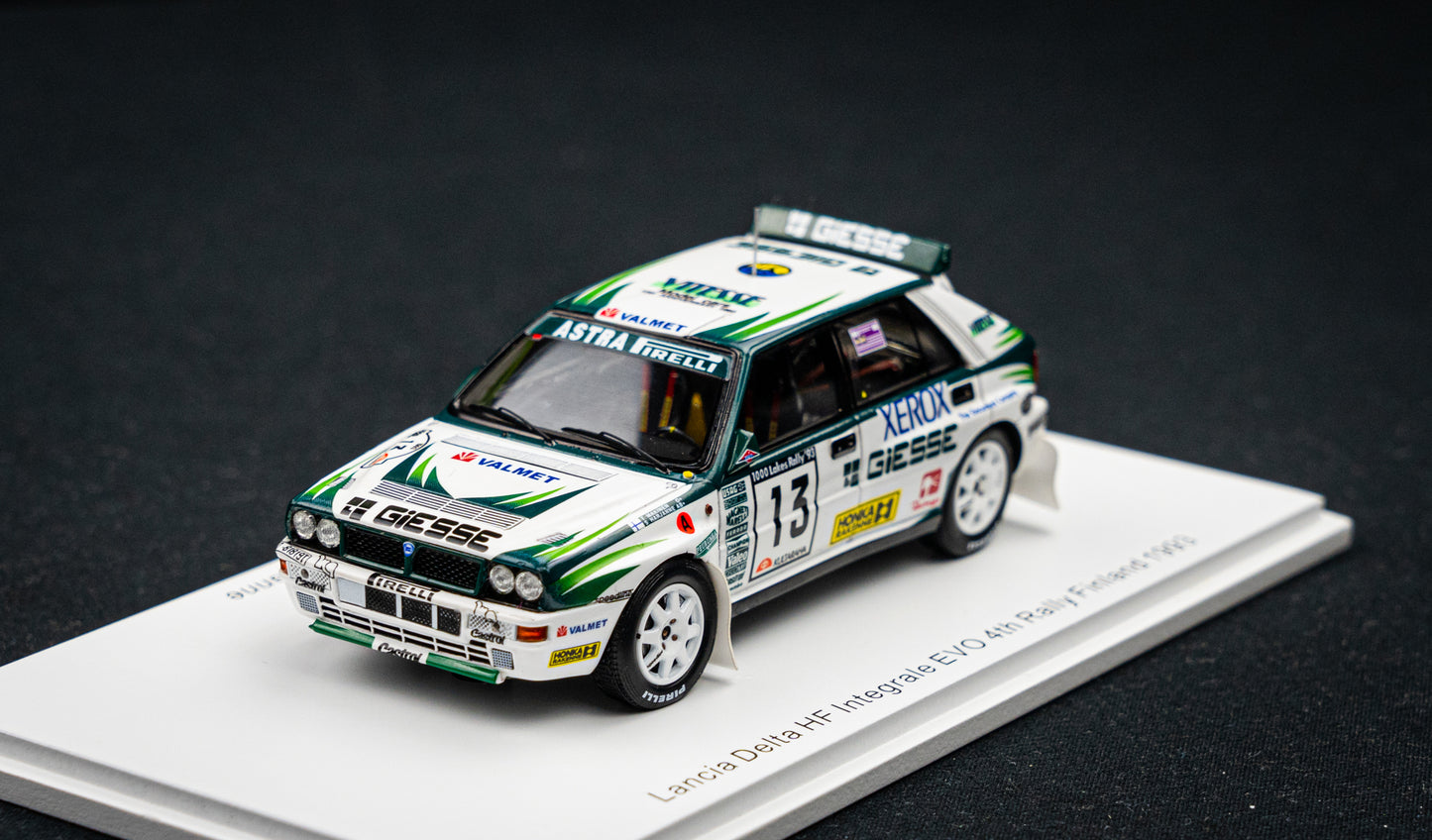 Lancia Delta HF Integrale EVO #13 T.Mäkinen / S. Harjanne P4 Rallye Finnland 1993 Spark 1:43