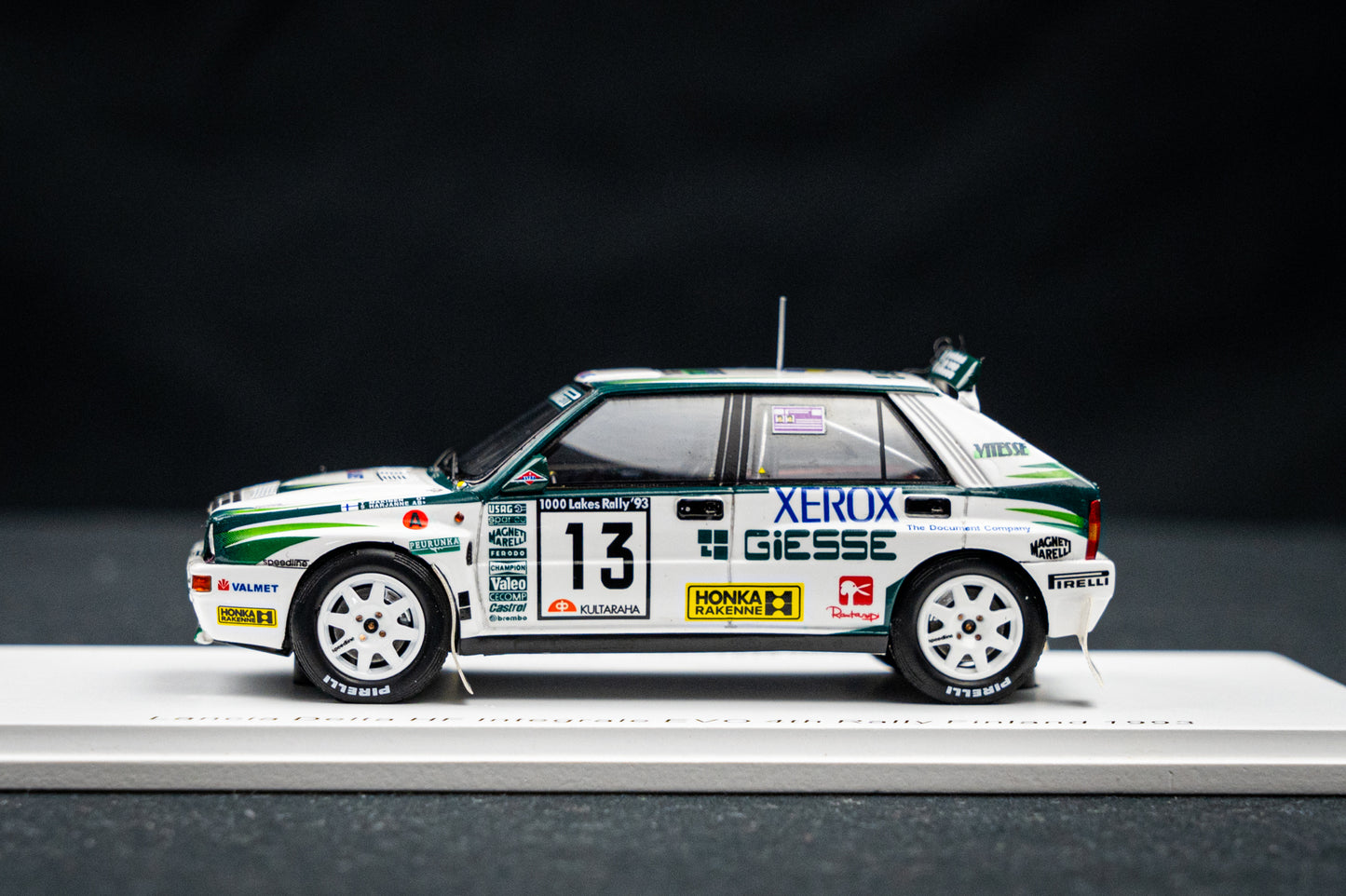 Lancia Delta HF Integrale EVO #13 T.Mäkinen / S. Harjanne P4 Rallye Finnland 1993 Spark 1:43