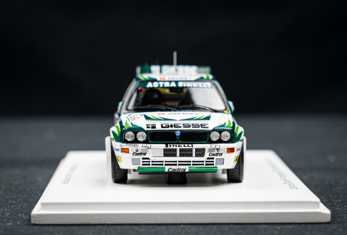 Lancia Delta HF Integrale EVO #13 T.Mäkinen / S. Harjanne P4 Rallye Finnland 1993 Spark 1:43