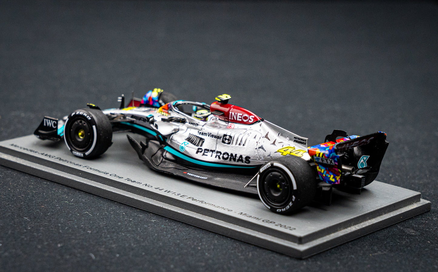 Mercedes-AMG W13E Petronas #44 Lewis Hamilton F1 GP Miami 2022, Spark 1:43,