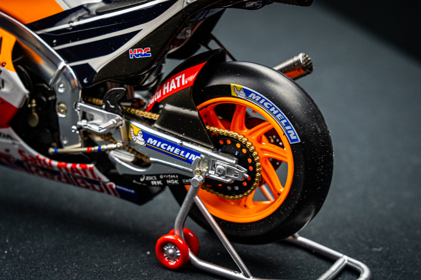 Dani Pedrosa Honda RC213V #26 MotoGP 2017 Spark 1:12