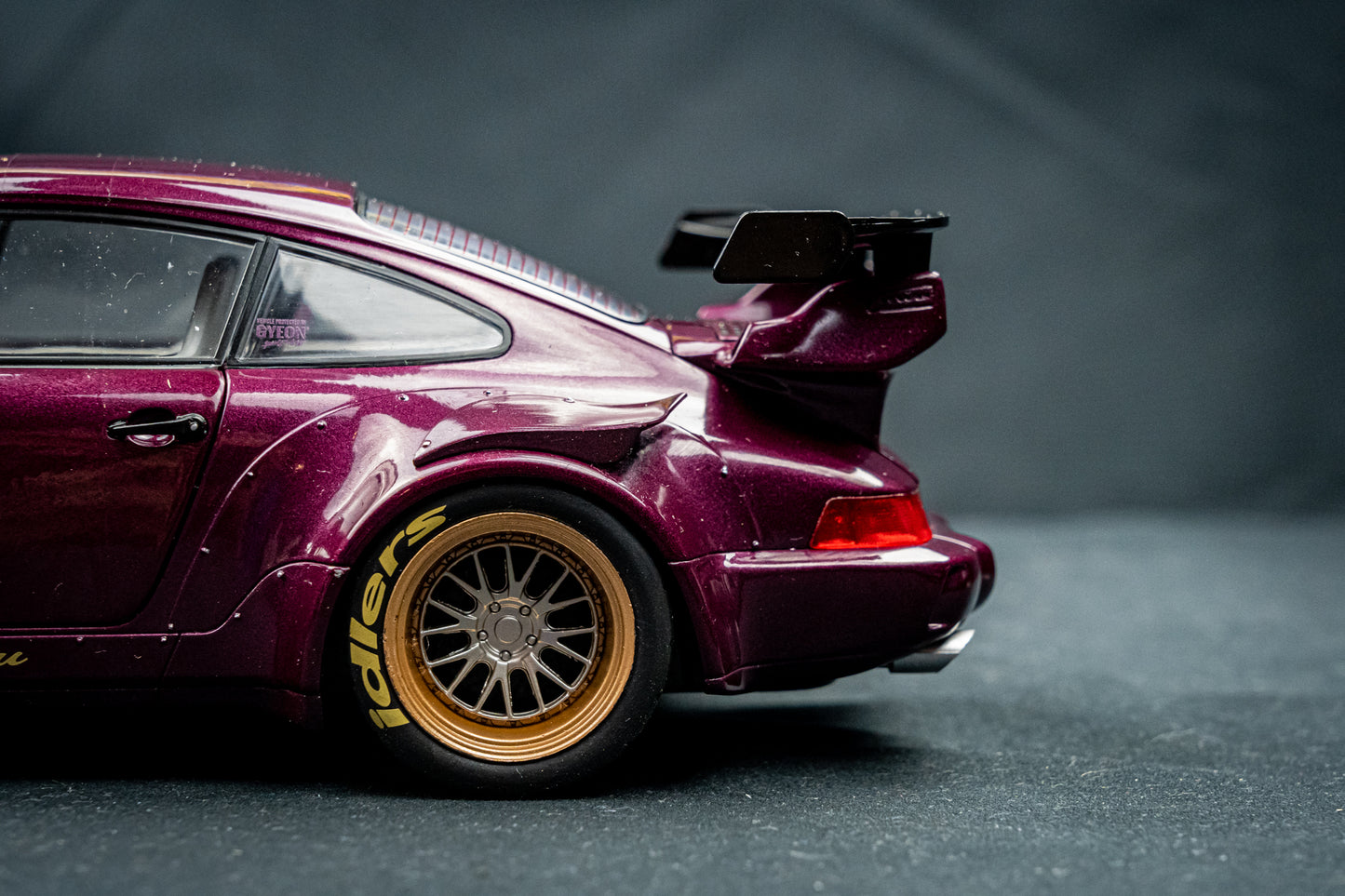 Porsche 911 (964) RWB Hekigyoku purple - Solido 1:18