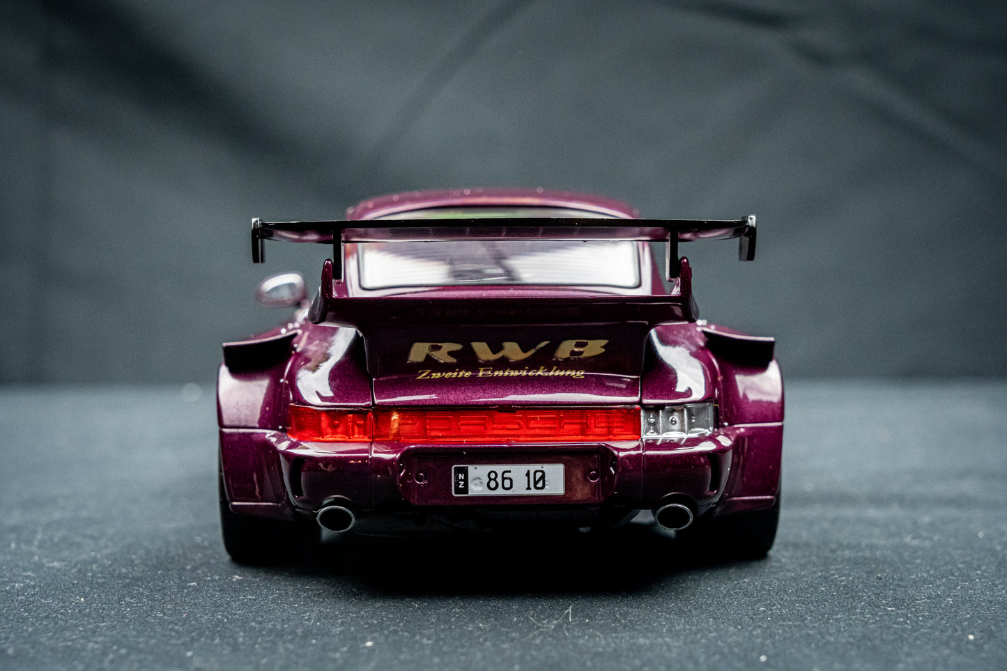 Porsche 911 (964) RWB Hekigyoku purple - Solido 1:18