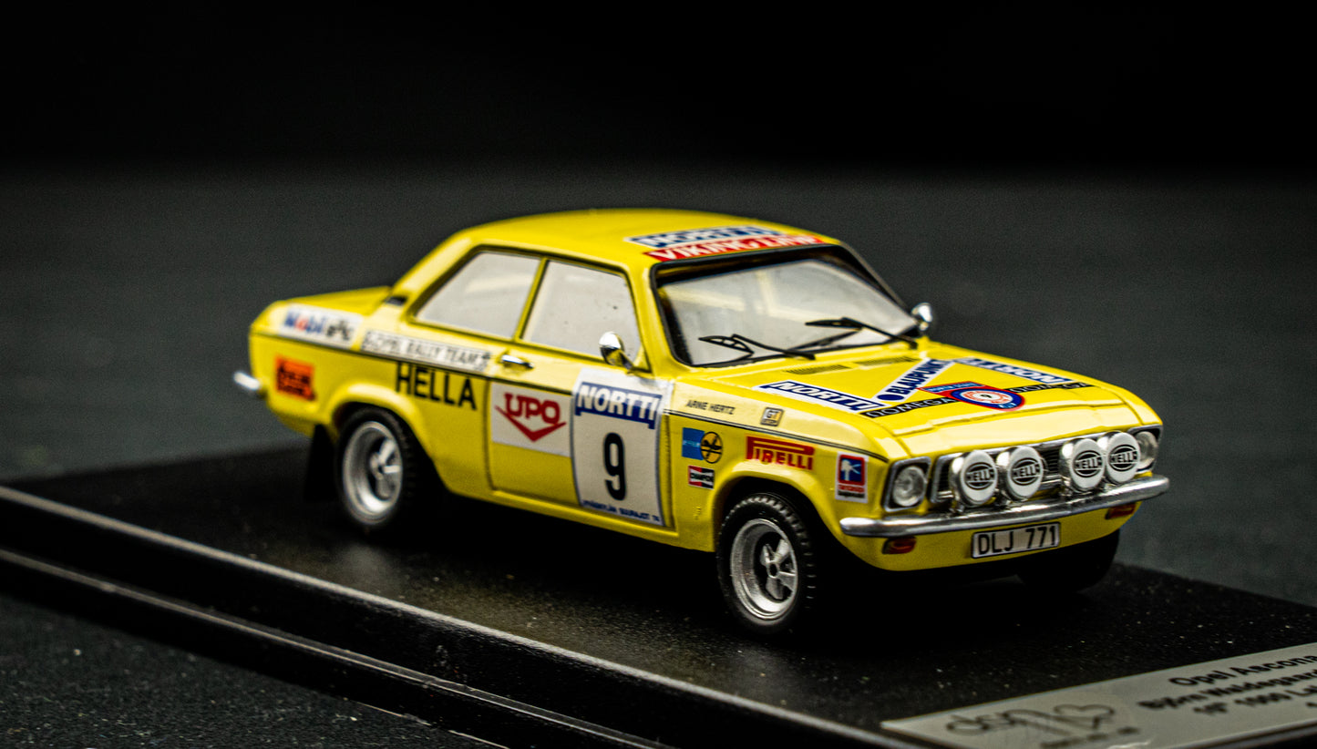 Opel Ascona A - Lim. Edition 1 / 150 #9 B. Waldegaard / A. Hertz - 10th 1000 Lakes Rallye 1974