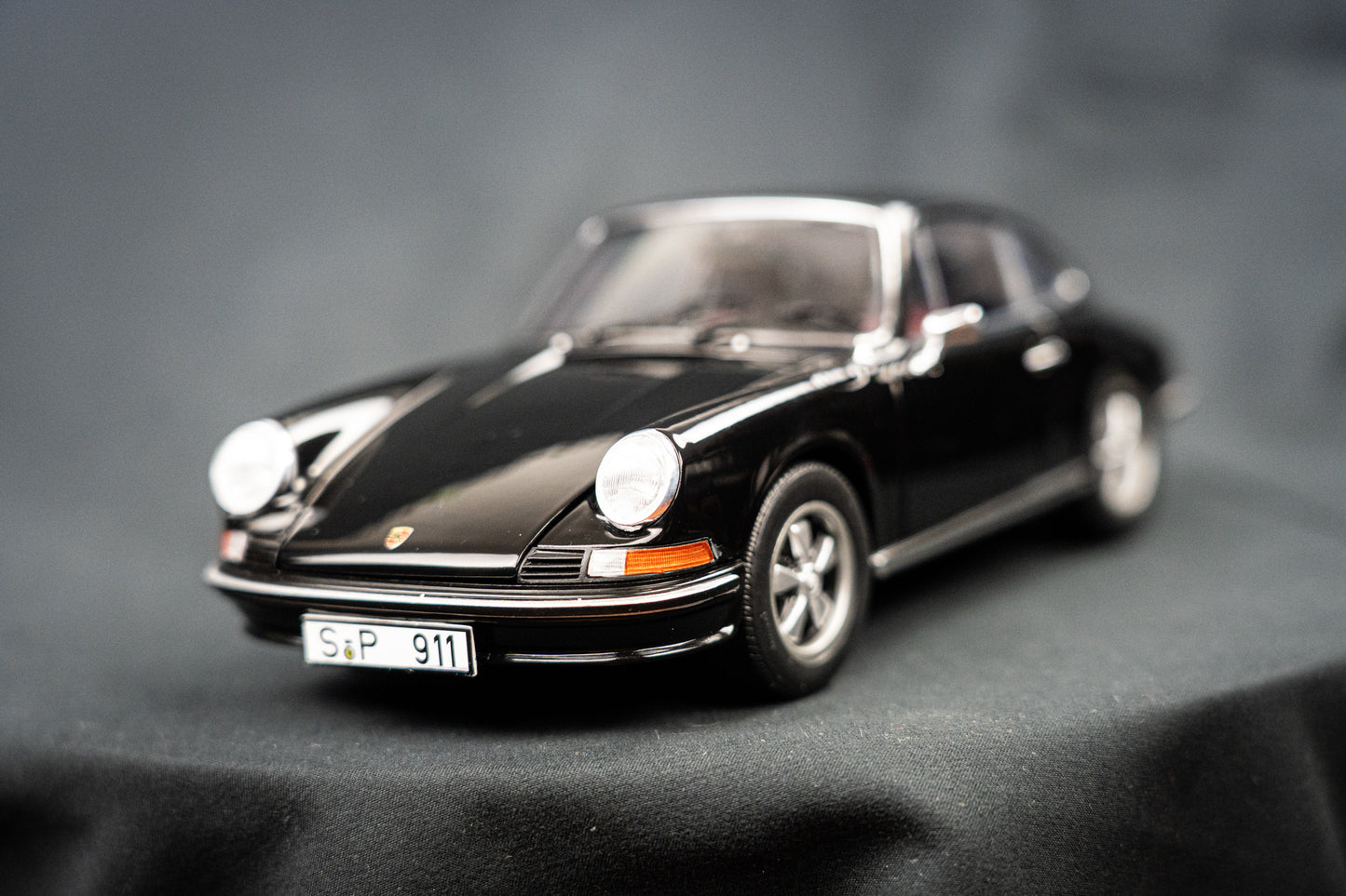 Porsche 911 S Coupe 1973 schwarz, Schuco 1:18