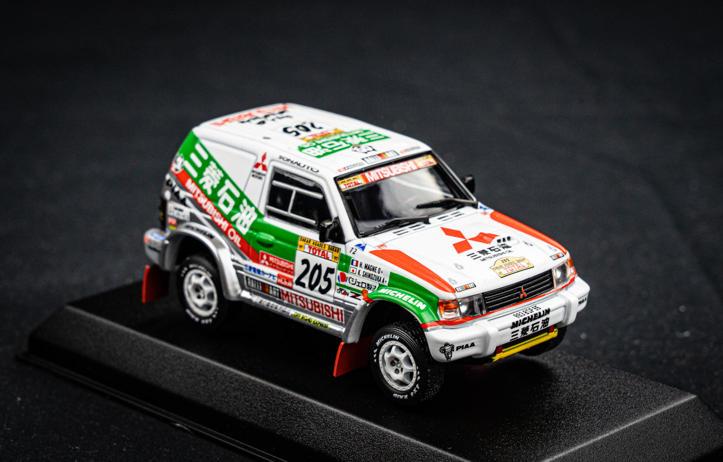 Mitsubishi Pajero #205 K. Shinozuka / H. Magne - Sieger Rallye Paris Dakar 1997 - Norev 1:43