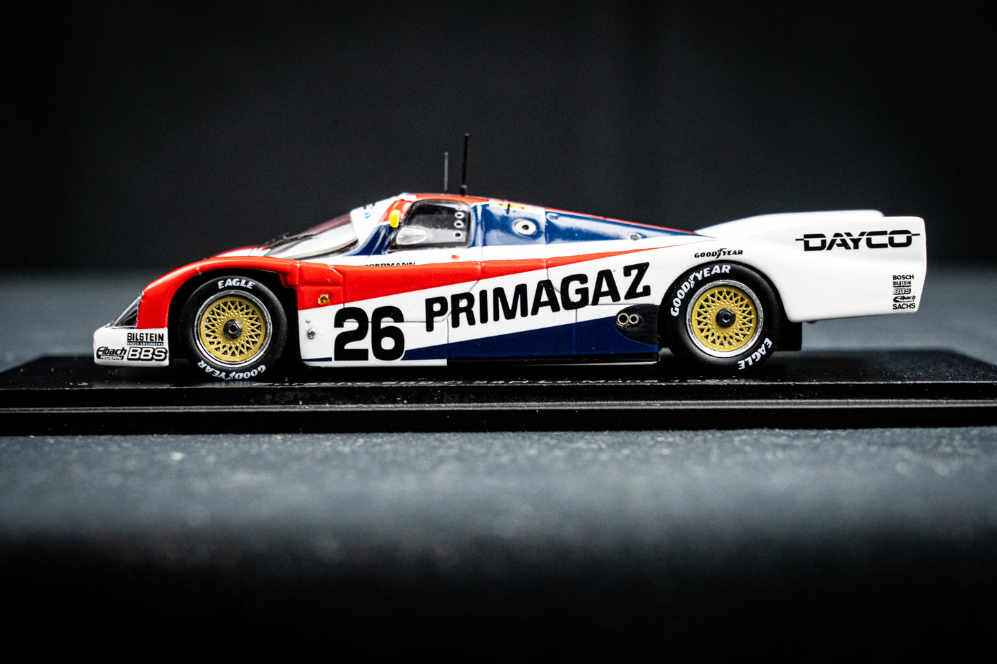 Porsche 962C #26 Duez / Grohs / Oppermann - 24h LeMans 1990 1:43 Spark