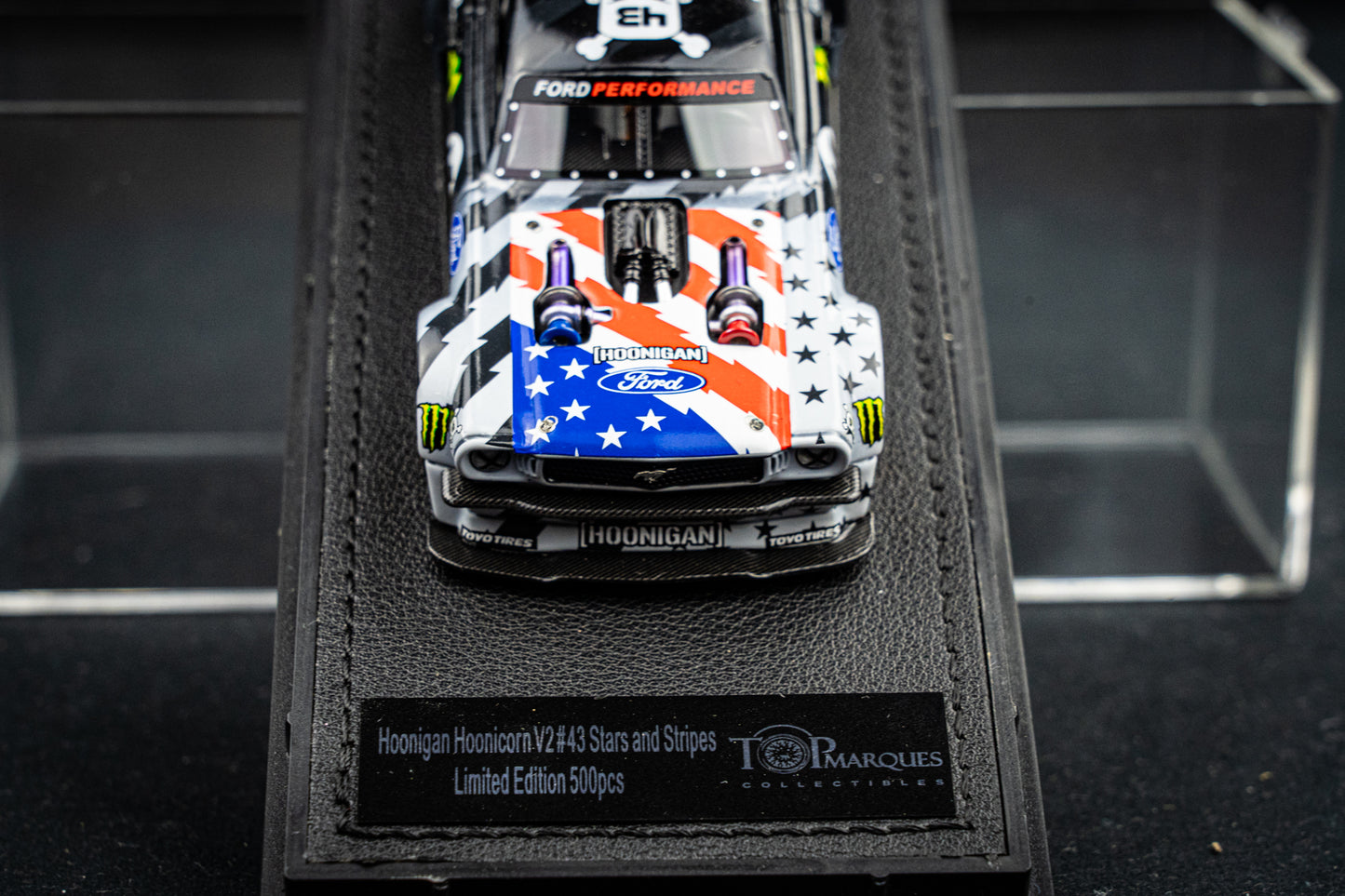 Ken Block Ford Mustang Hoonigan Hoonicorn V2 #43 Baujahr 1965 Stars & Stripes TopMarques 1:43