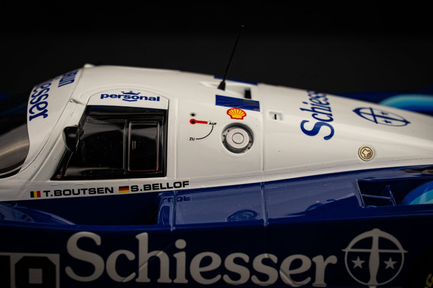 Porsche 956K #19 Bellof / Boutson lim. 1/1004 pcs. Team Schiesser Brun - 1000km Hockenheim 85 - Minichamps 1:18