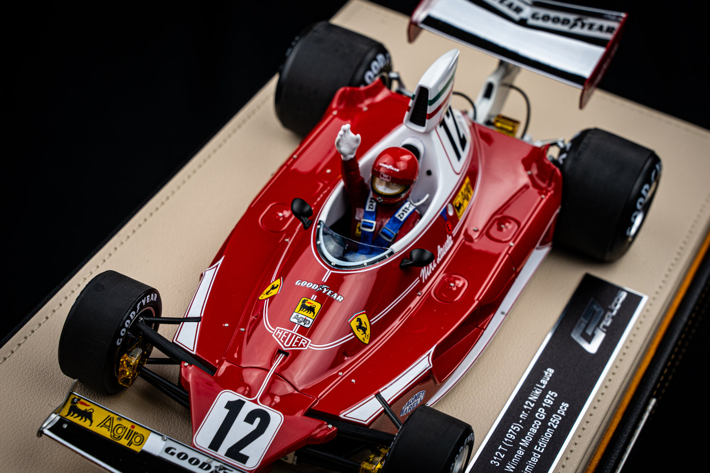 Niki Lauda Ferrari 312T #12 lim. 250 pcs. - Winner GP Monaco 1975 - GP Replicas 1:18