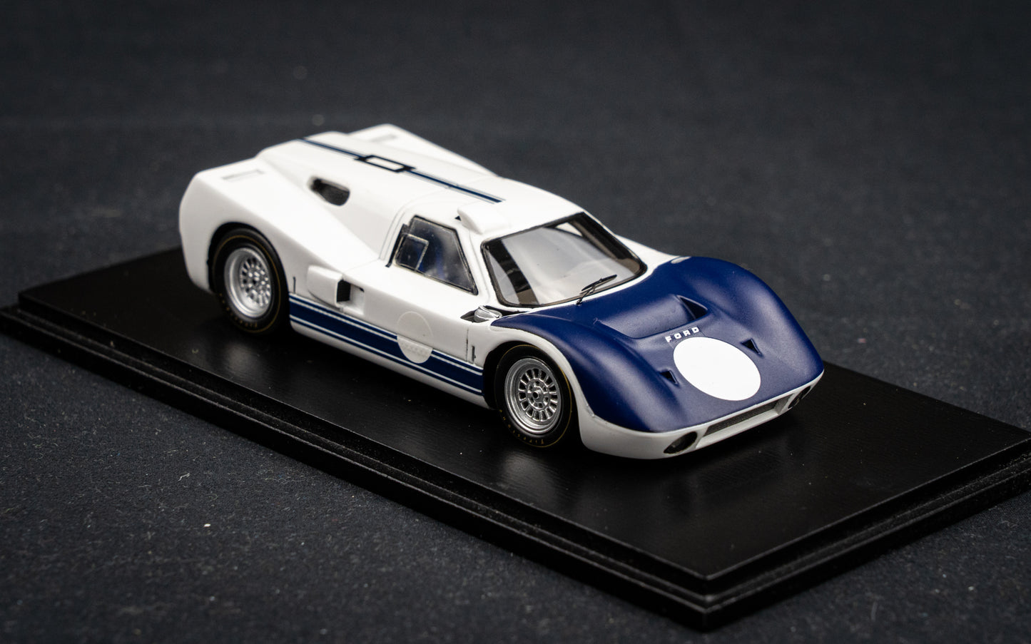 Ford GT40 J Test Day Riverside 1966 - Spark 1:43