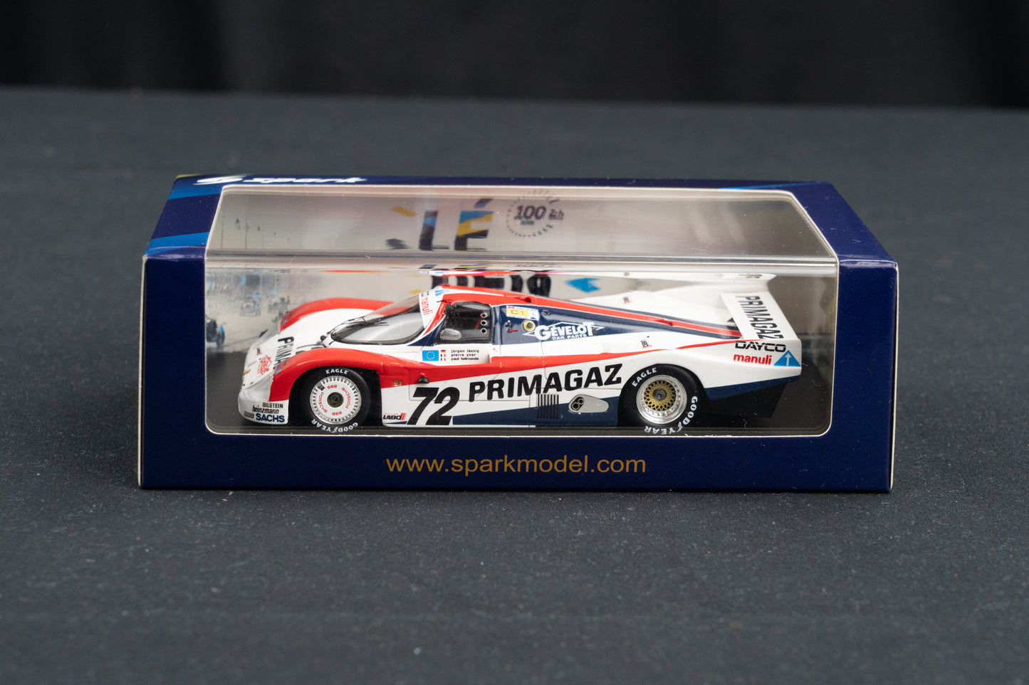 Porsche 962C #72 Yver / Belmondo / Lässig - 24h LeMans 1989 - Spark 1:43