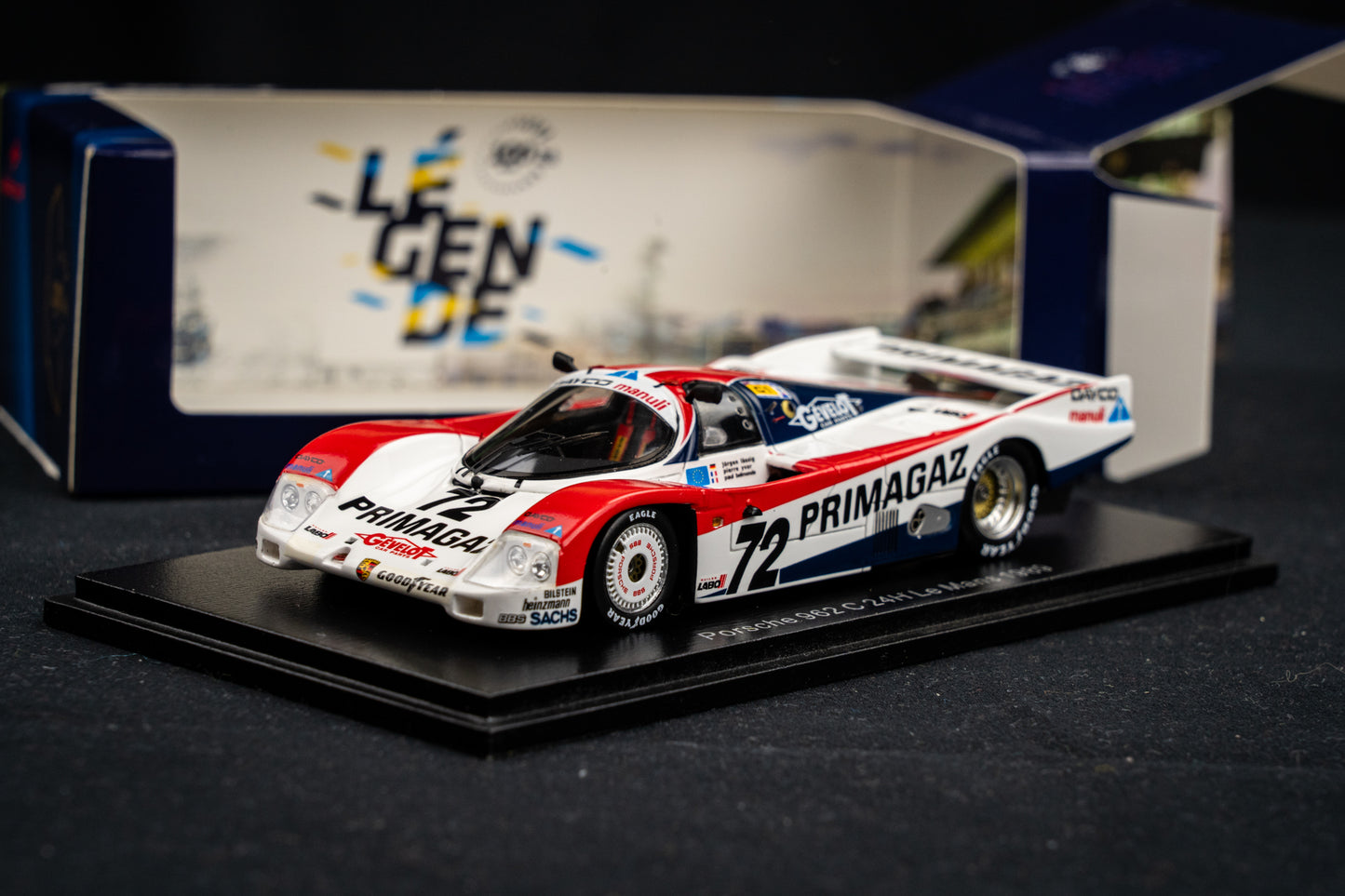 Porsche 962C #72 Yver / Belmondo / Lässig - 24h LeMans 1989 - Spark 1:43