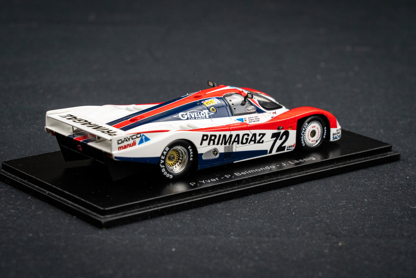 Porsche 962C #72 Yver / Belmondo / Lässig - 24h LeMans 1989 - Spark 1:43