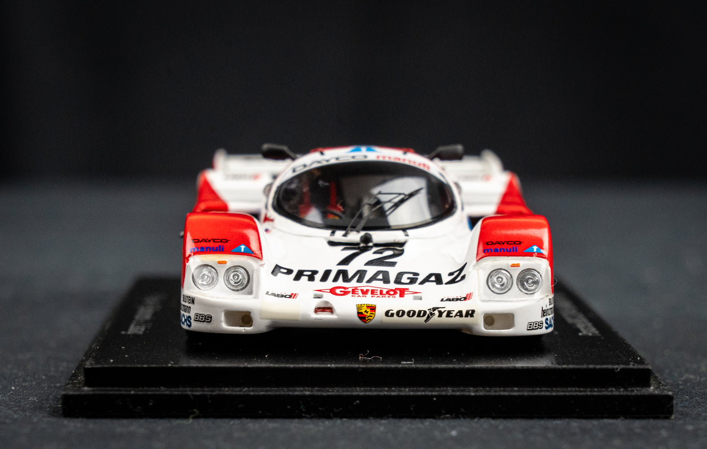 Porsche 962C #72 Yver / Belmondo / Lässig - 24h LeMans 1989 - Spark 1:43