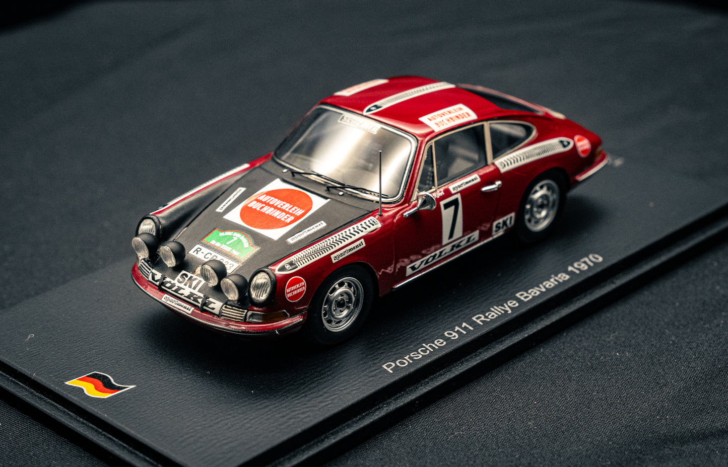 Porsche 911 #7 Walter Röhrl / H. Marecek Rallye Bavaria 1970 - lim. edition 1:43 Spark