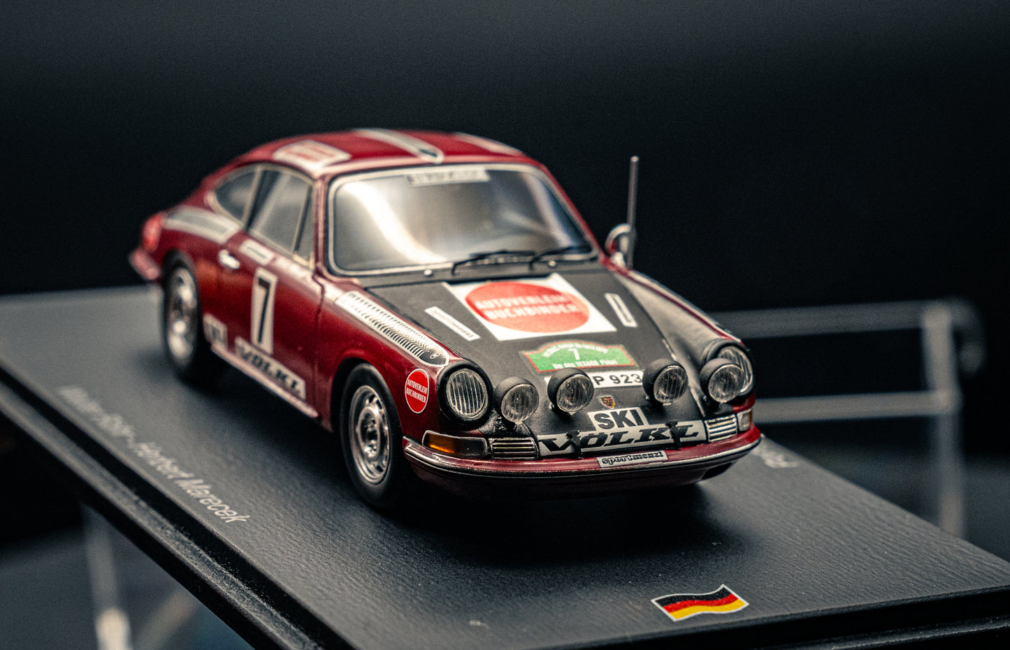 Porsche 911 #7 Walter Röhrl / H. Marecek Rallye Bavaria 1970 - lim. edition 1:43 Spark