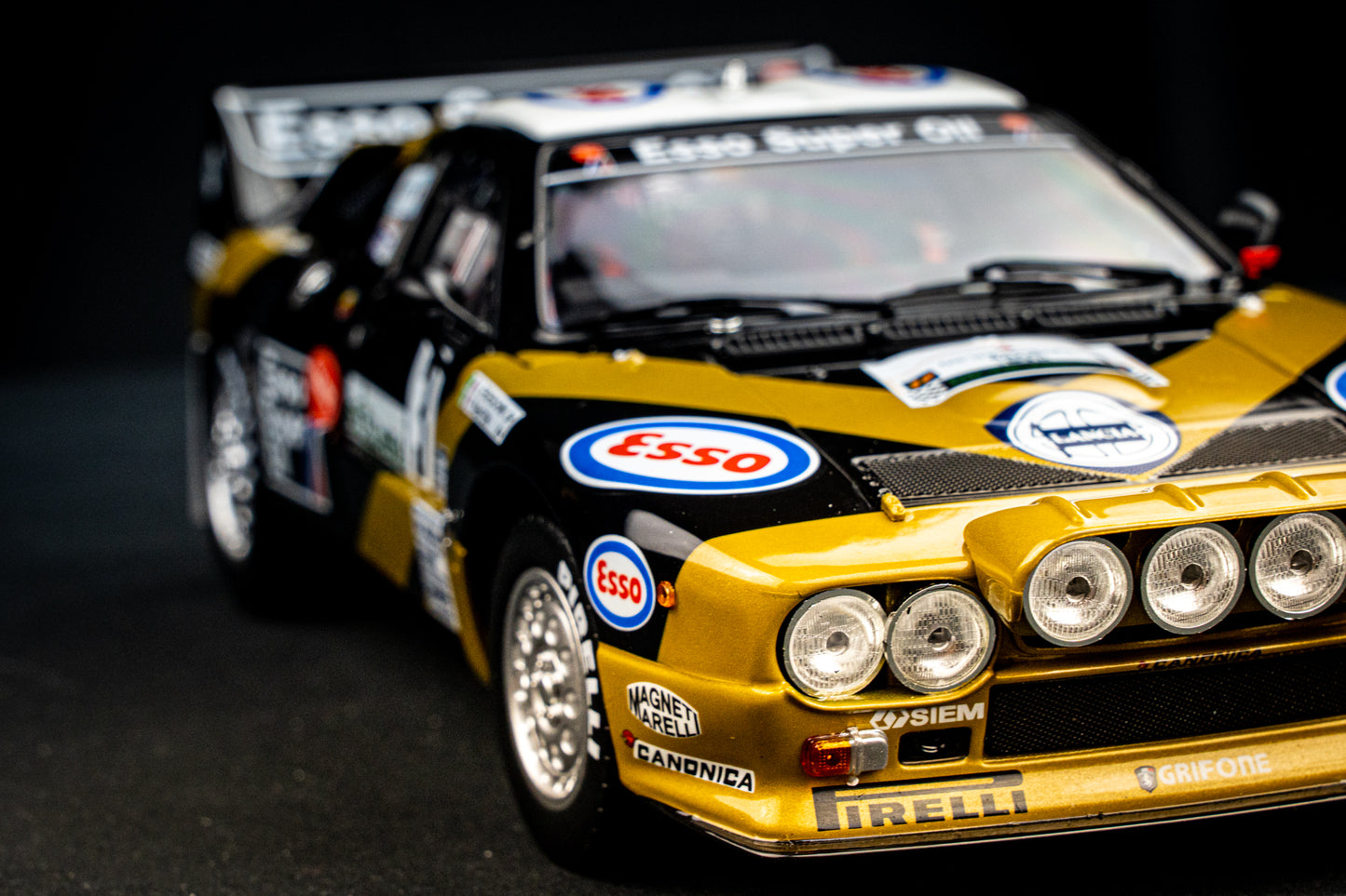 Lancia Rallye 037 #3 F. Tabaton / Tedeschini - P2 Targa Florio 1985 - Kyosho 1:18