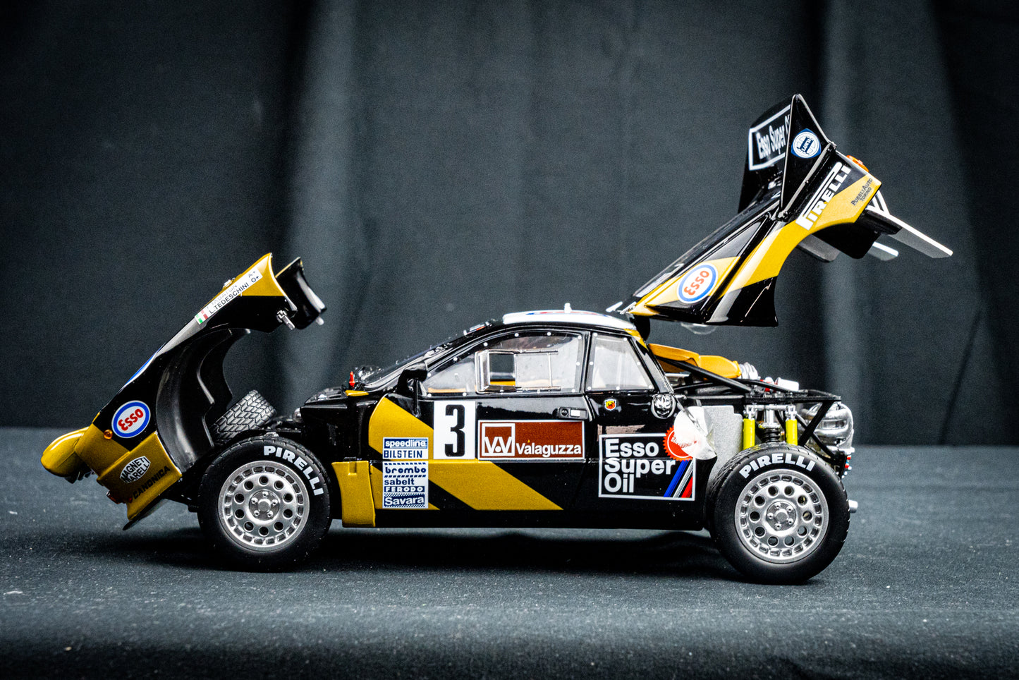 Lancia Rallye 037 #3 F. Tabaton / Tedeschini - P2 Targa Florio 1985 - Kyosho 1:18