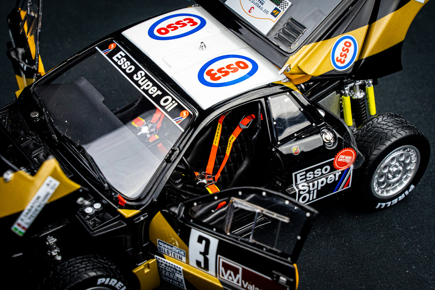 Lancia Rallye 037 #3 F. Tabaton / Tedeschini - P2 Targa Florio 1985 - Kyosho 1:18