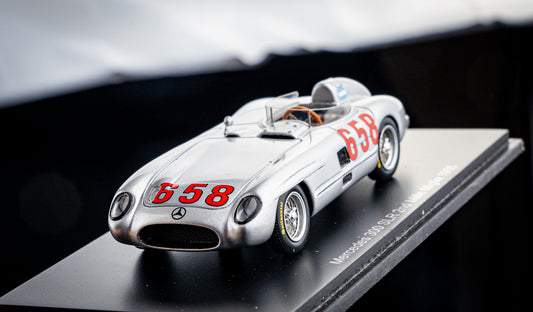 Mercedes 300 SLR no.658 J.M. Fangio P2 Mille Miglia 1955 1:43 Spark