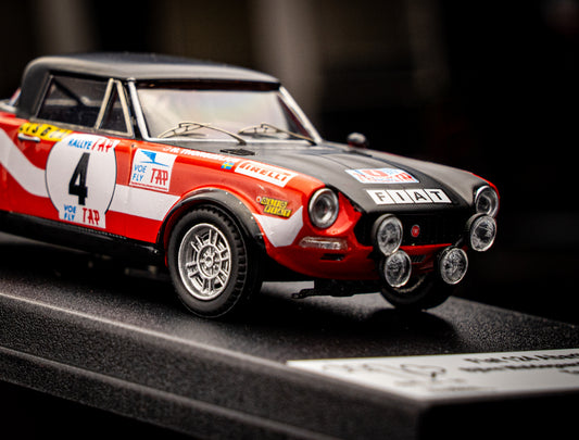 FIAT 124 Abarth Rallye lim. 150 pcs. #4 B. Waldegaard / H. Thorszelius - Rallye Portugal 1973 - Trofeu 1:43