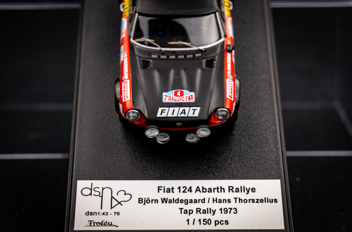 FIAT 124 Abarth Rallye lim. 150 pcs. #4 B. Waldegaard / H. Thorszelius - Rallye Portugal 1973 - Trofeu 1:43