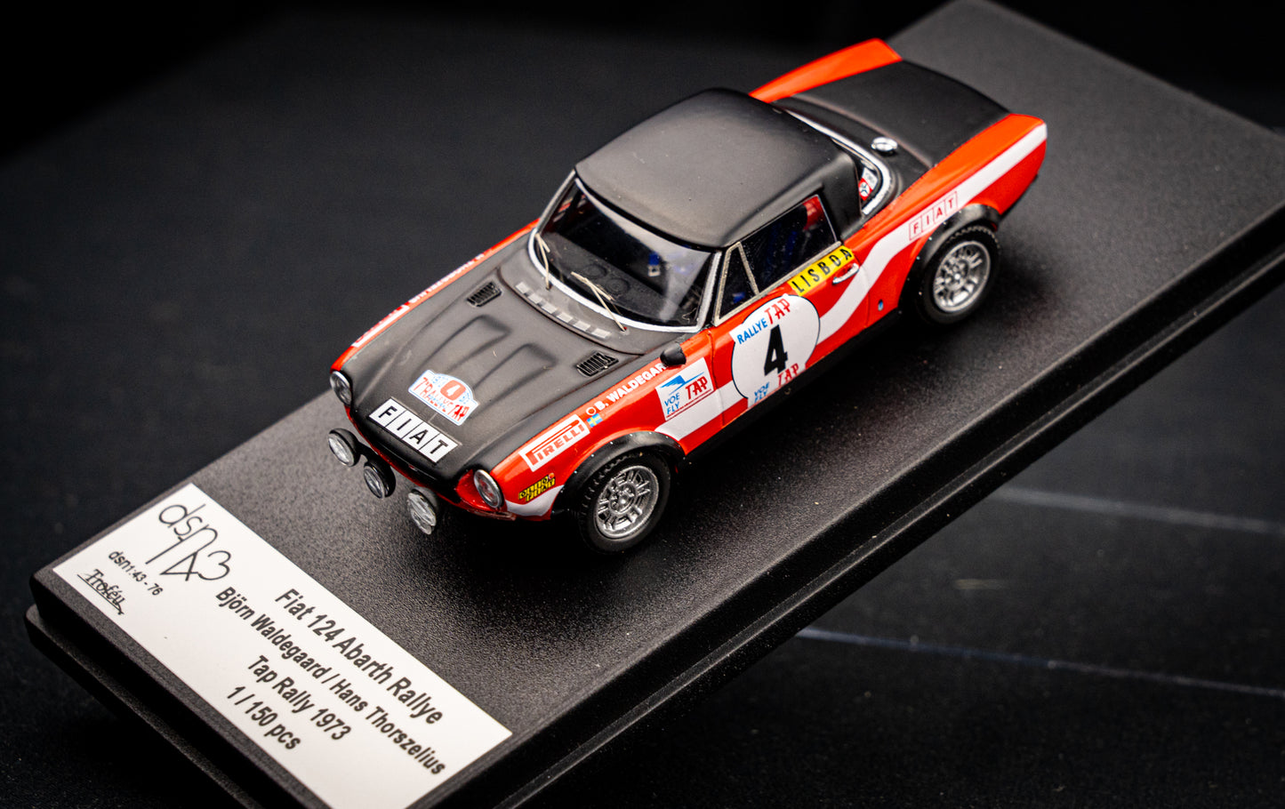 FIAT 124 Abarth Rallye lim. 150 pcs. #4 B. Waldegaard / H. Thorszelius - Rallye Portugal 1973 - Trofeu 1:43