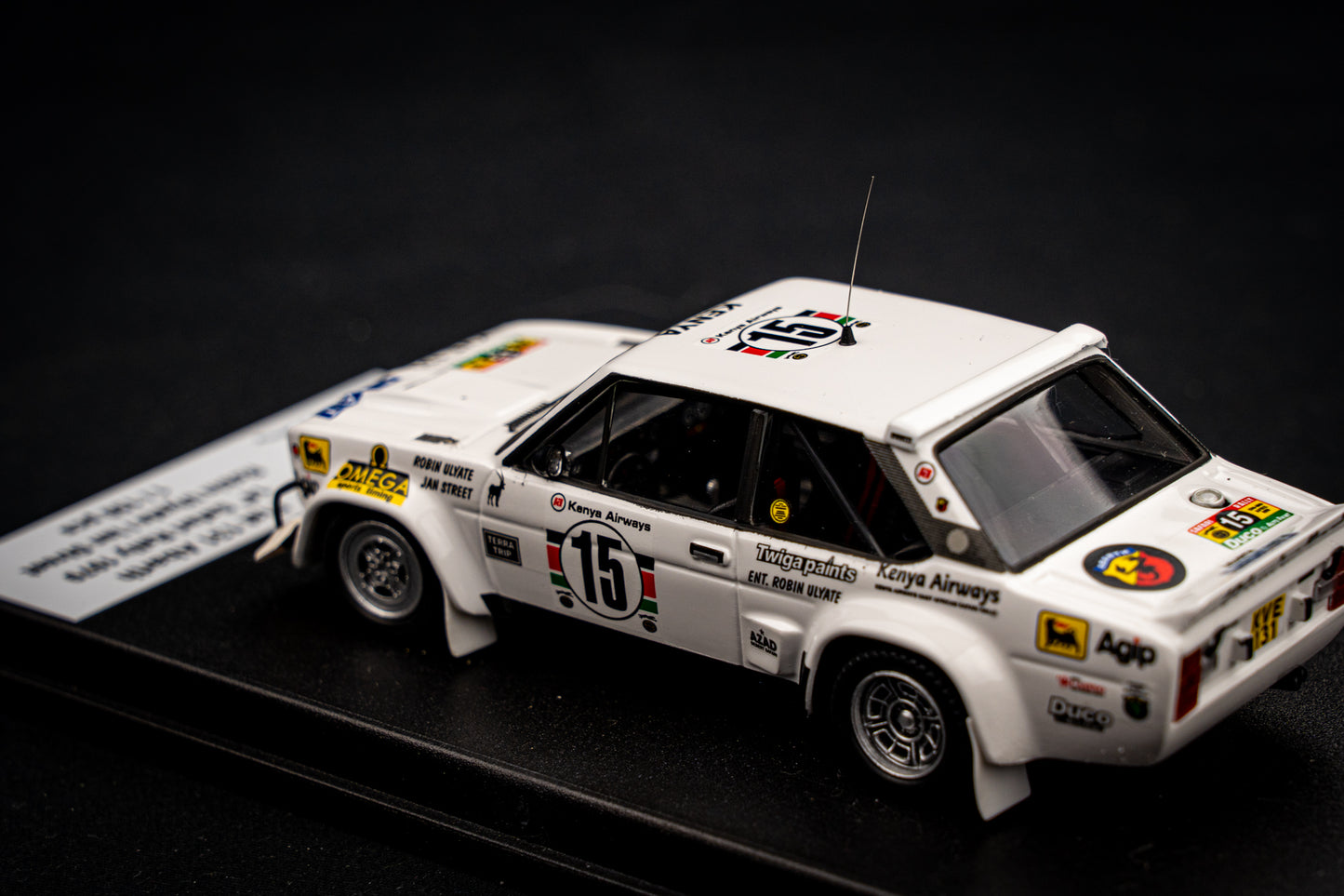 FIAT 131 Abarth lim. 150 pcs. #15 R. Ulyate / I. Street - P14 Safari Rallye 1979 - Trofeu 1:43