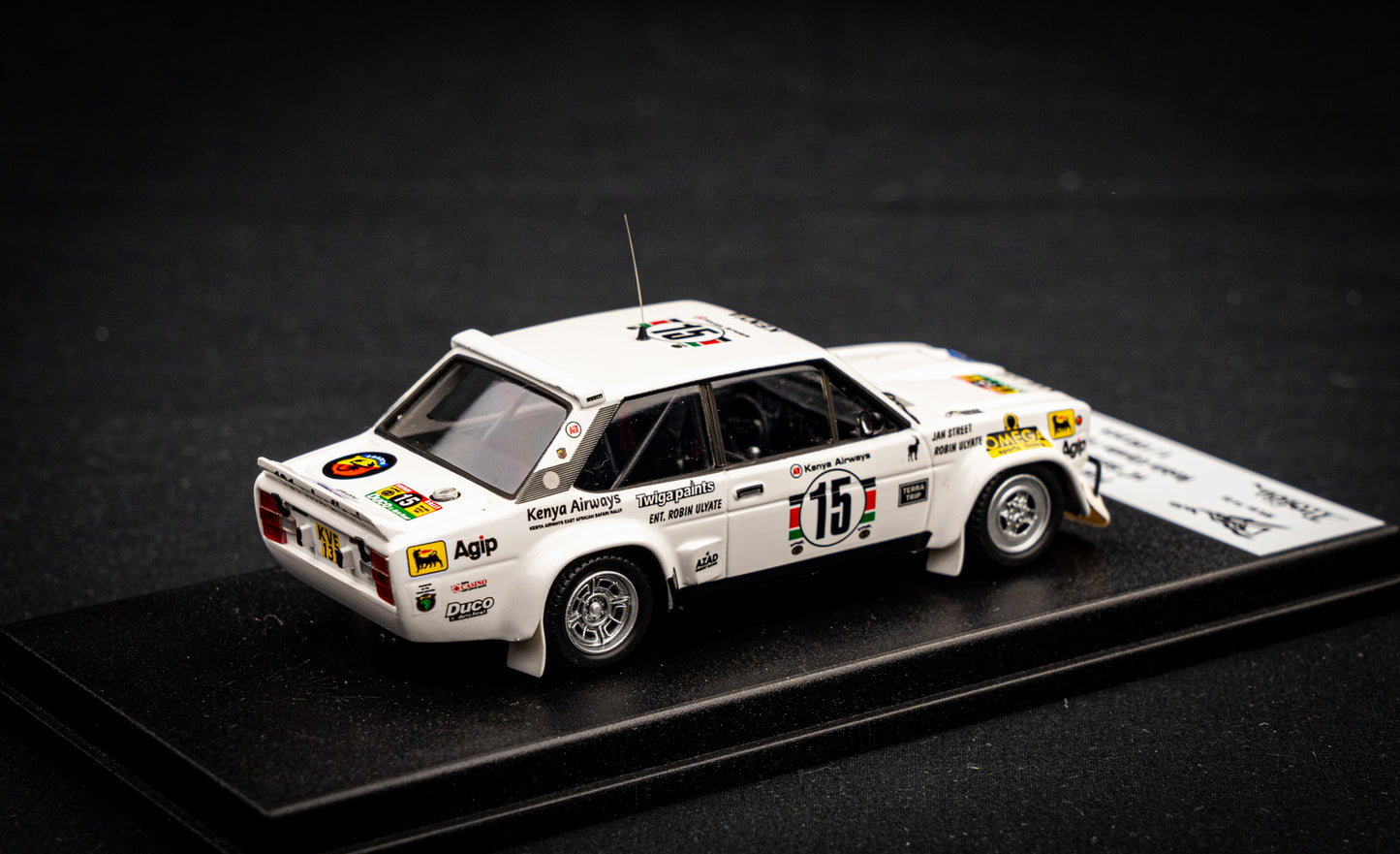 FIAT 131 Abarth lim. 150 pcs. #15 R. Ulyate / I. Street - P14 Safari Rallye 1979 - Trofeu 1:43