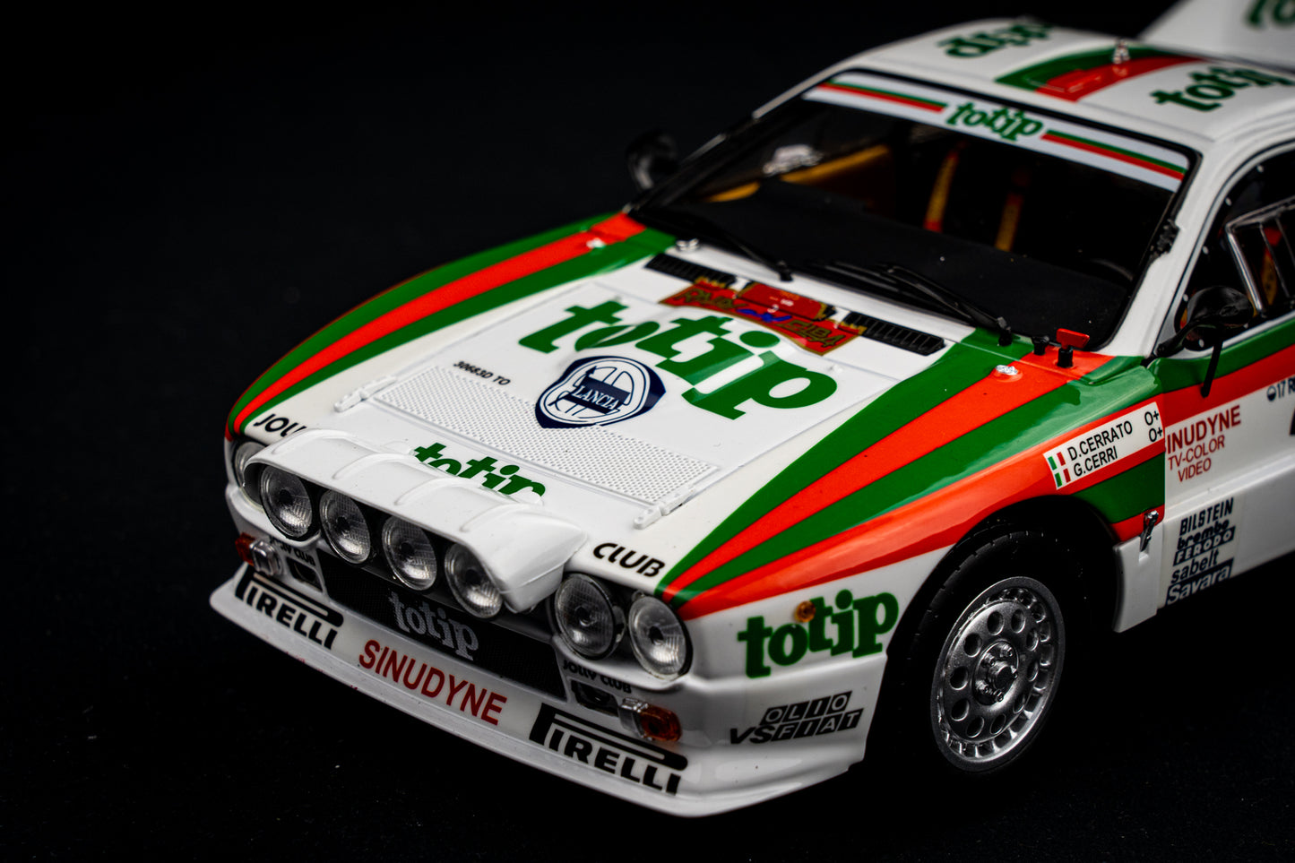 Lancia Rallye 037 #3 D. Cerrato / G. Cerri - Rallye Elba 1985 - Kyosho 1:18