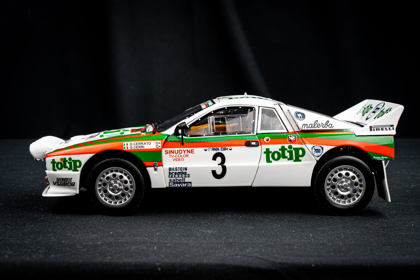 Lancia Rallye 037 #3 D. Cerrato / G. Cerri - Rallye Elba 1985 - Kyosho 1:18