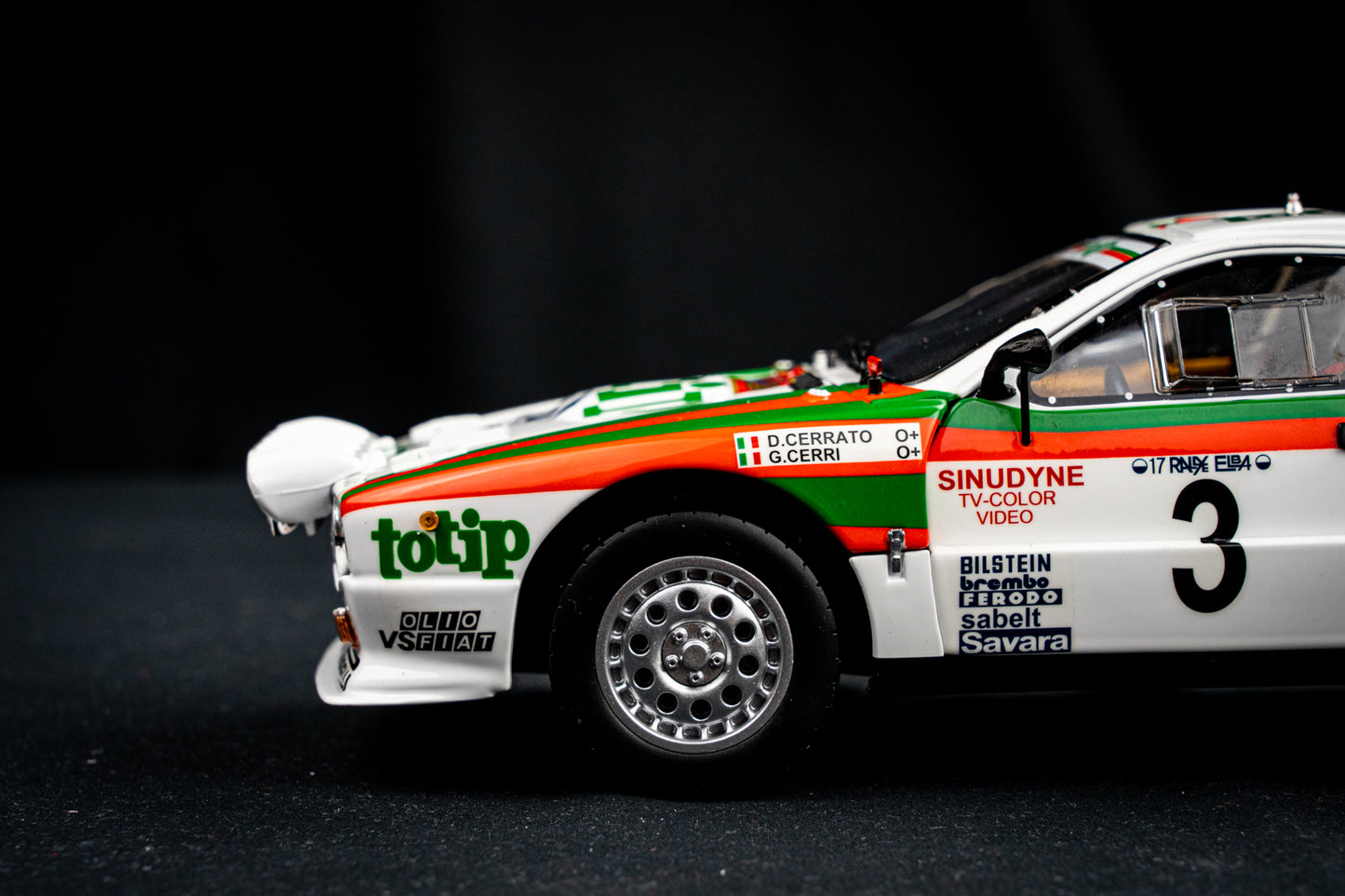 Lancia Rallye 037 #3 D. Cerrato / G. Cerri - Rallye Elba 1985 - Kyosho 1:18