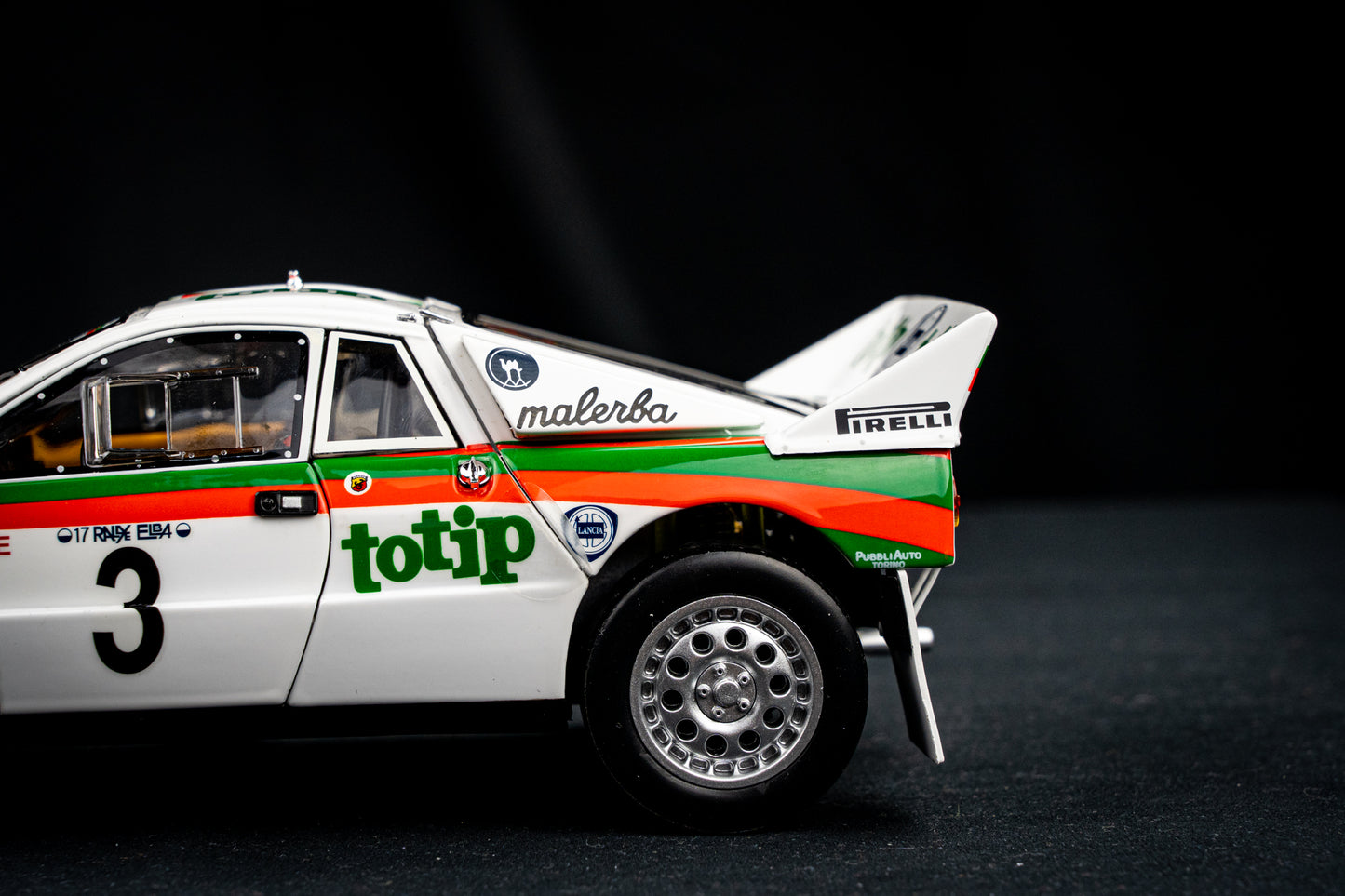 Lancia Rallye 037 #3 D. Cerrato / G. Cerri - Rallye Elba 1985 - Kyosho 1:18