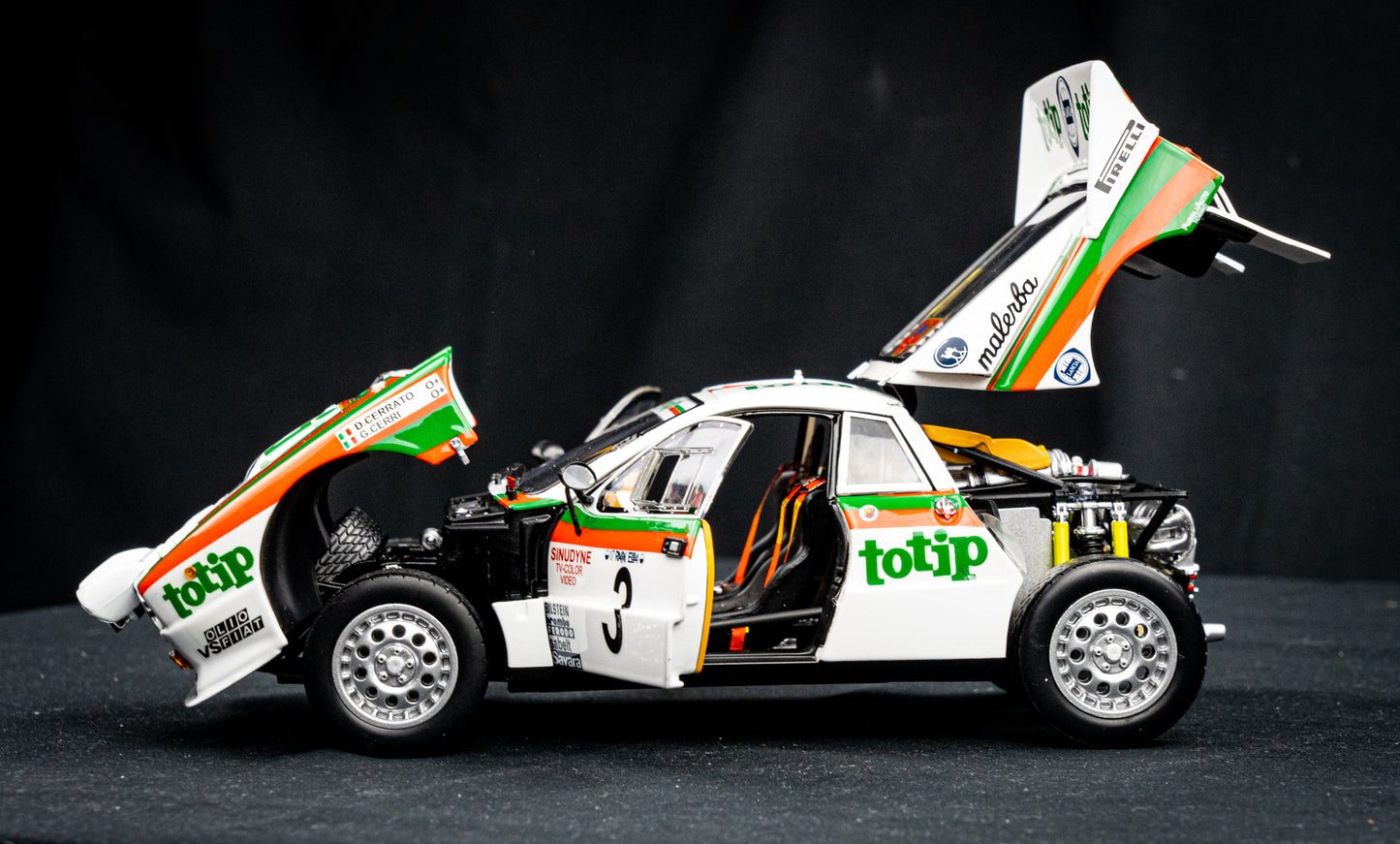 Lancia Rallye 037 #3 D. Cerrato / G. Cerri - Rallye Elba 1985 - Kyosho 1:18