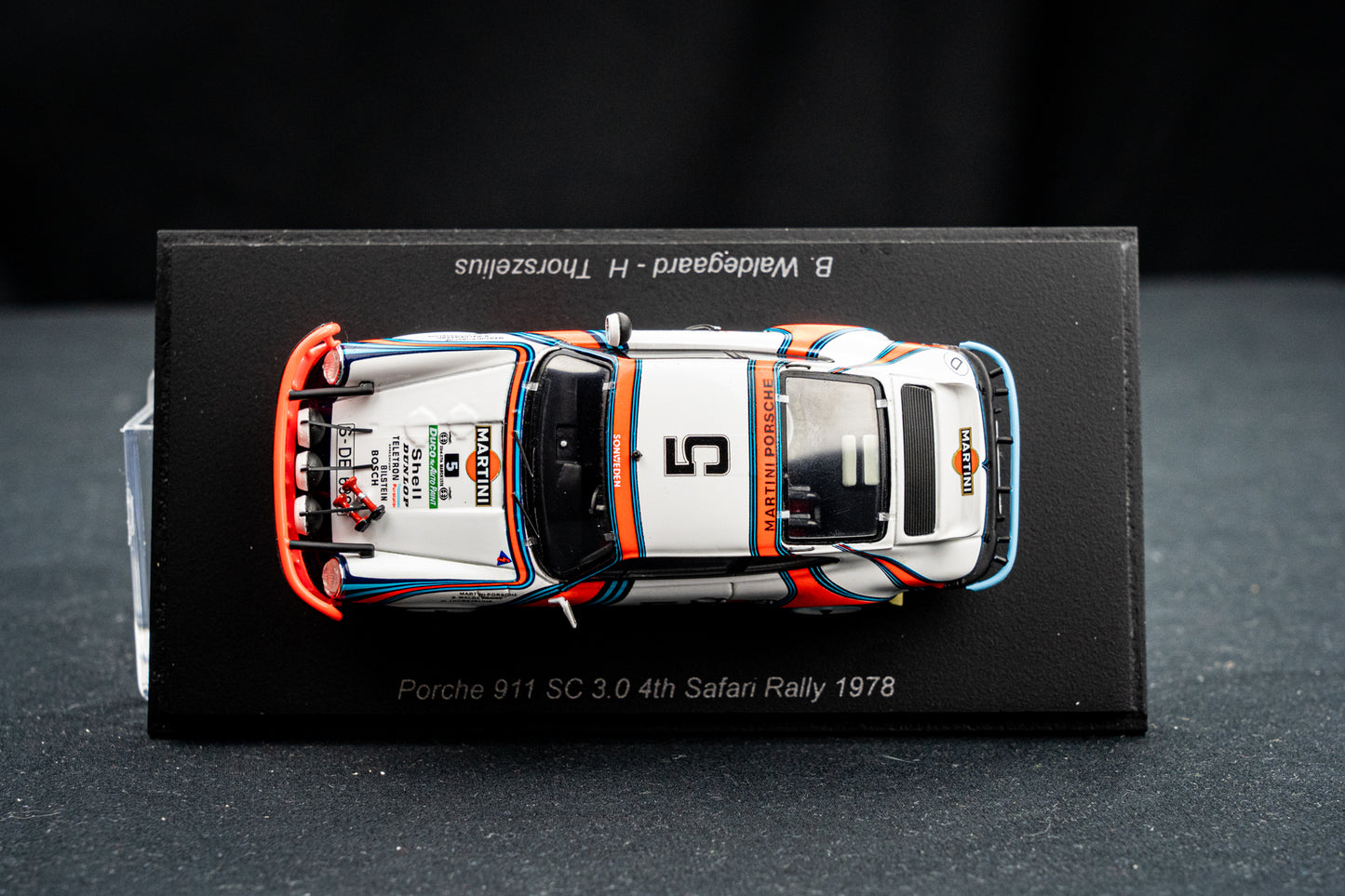 Porsche 911 SC 3.0 no.5 B. Waldegaard / H. Thorszelius - 4th Safari Rallye 1978 - Spark 1:43