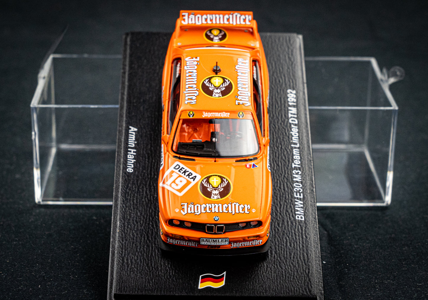 BMW M3 E30 lim. 500 Stk. no.19 Armin Hahne - Team Lindner DTM 1992 - Spark 1:43