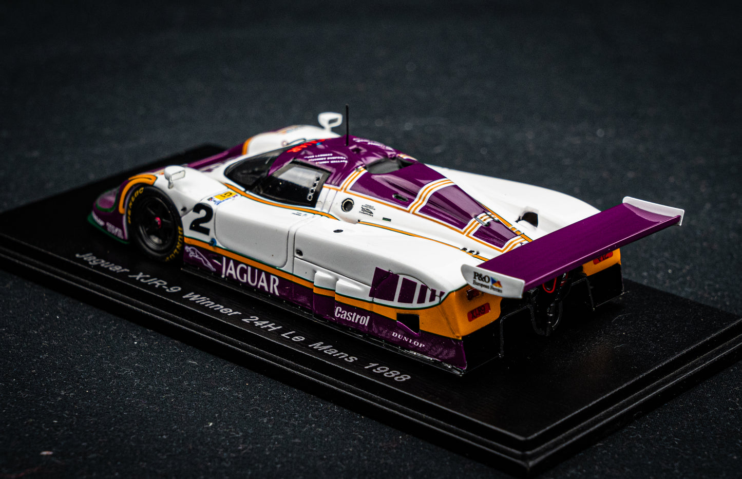 Jaguar XJR-9 #2  Lammers / Wallace / Dumfries - Sieger 24h LeMans 1988 - Spark 1:43