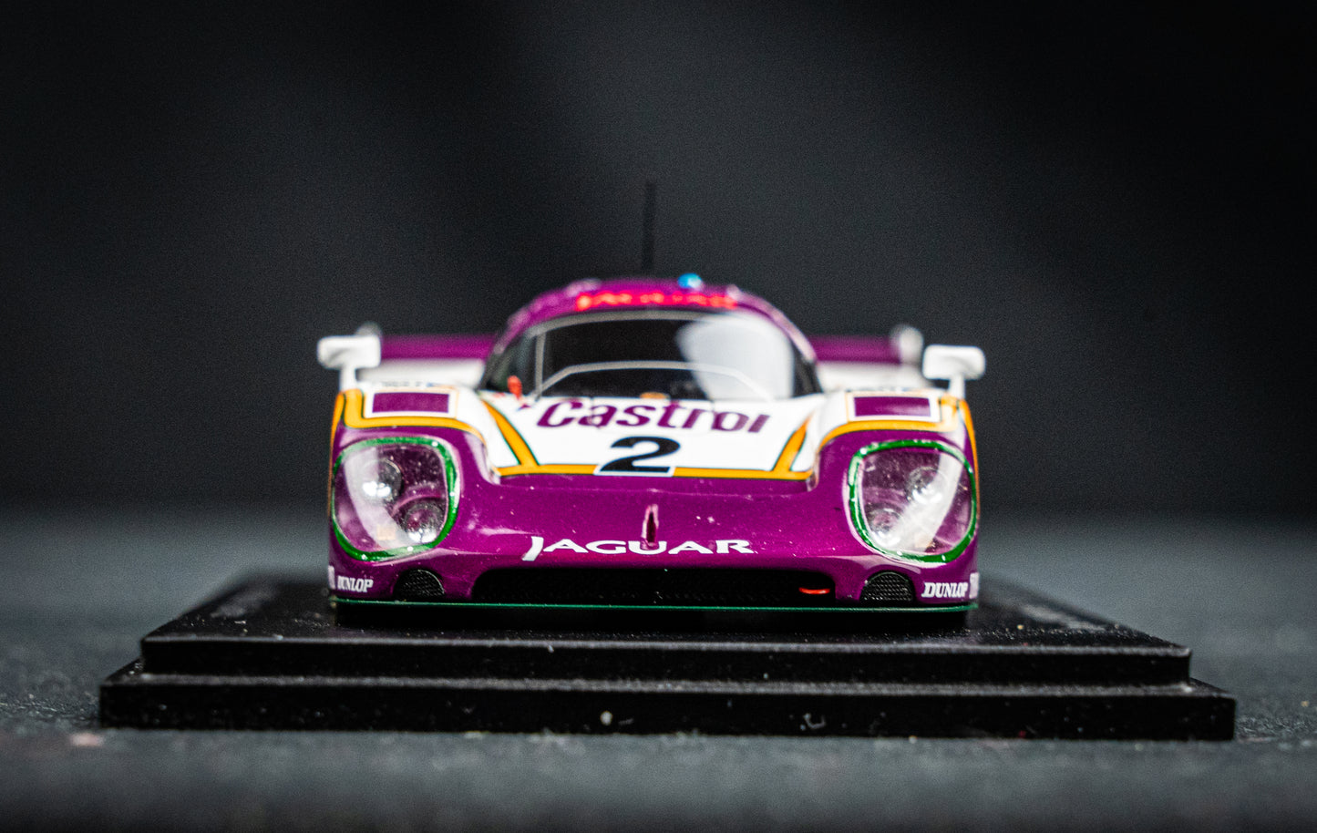 Jaguar XJR-9 #2  Lammers / Wallace / Dumfries - Sieger 24h LeMans 1988 - Spark 1:43