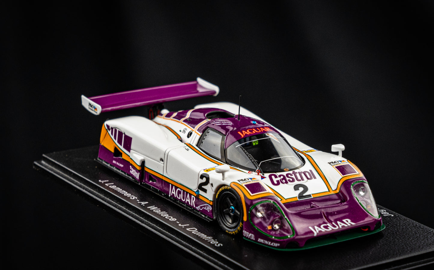 Jaguar XJR-9 #2  Lammers / Wallace / Dumfries - Sieger 24h LeMans 1988 - Spark 1:43